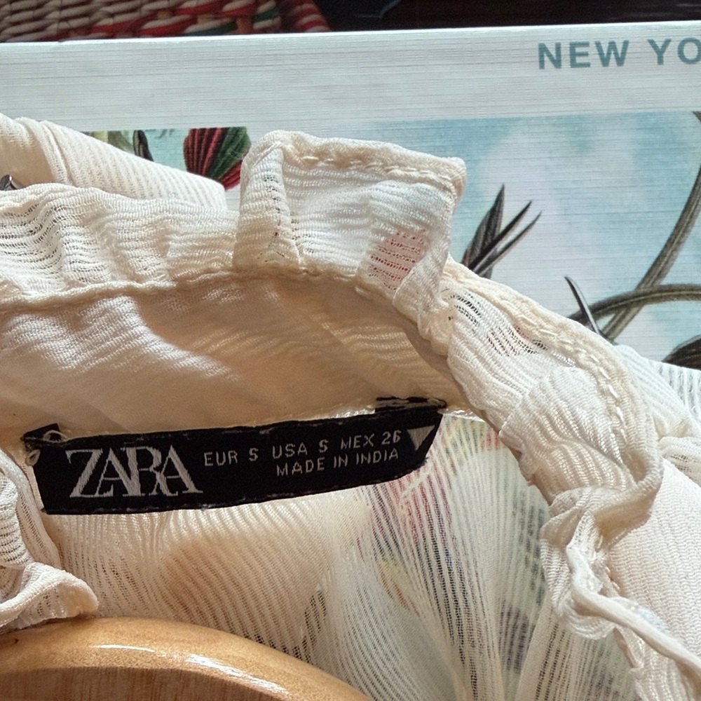 Zara Cream sheer Ruffle Blouse - Picture 2 of 5